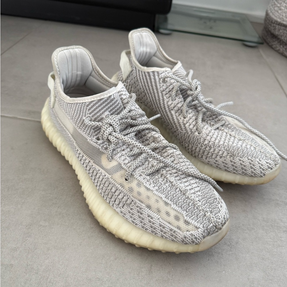 Yeezy Boost 350 V2 Cream White Knit Sneakers